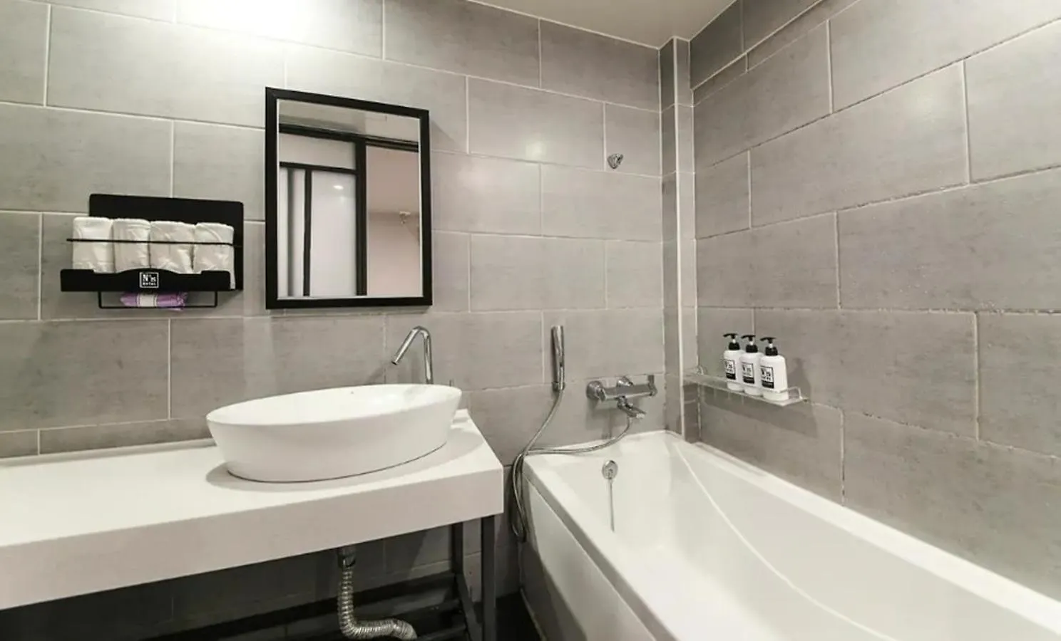 ***  No 25 Hotel Gwangan Busan South Korea